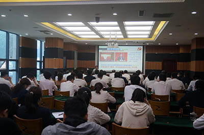 迪尔大讲堂开展中国共产党百年党史学习教育活动